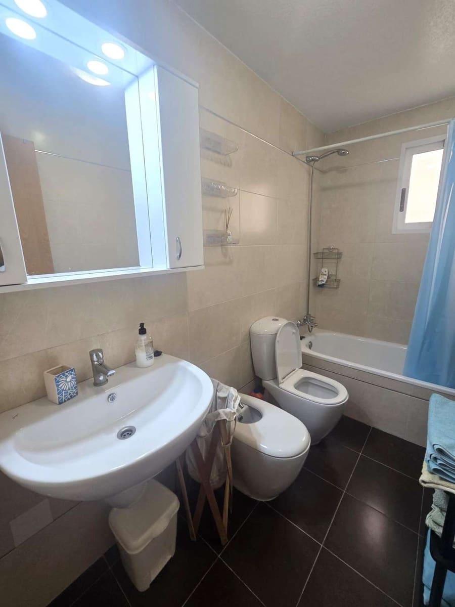 2 soverom Leilighet til salgs i Torrevieja - € 149 900 (Ref: 9859633)