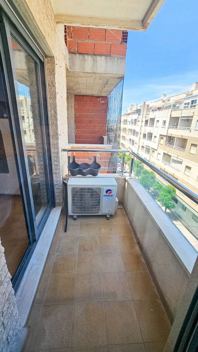 2 quarto Apartamento para venda em Torrevieja - 144 000 € (Ref: 9866728)