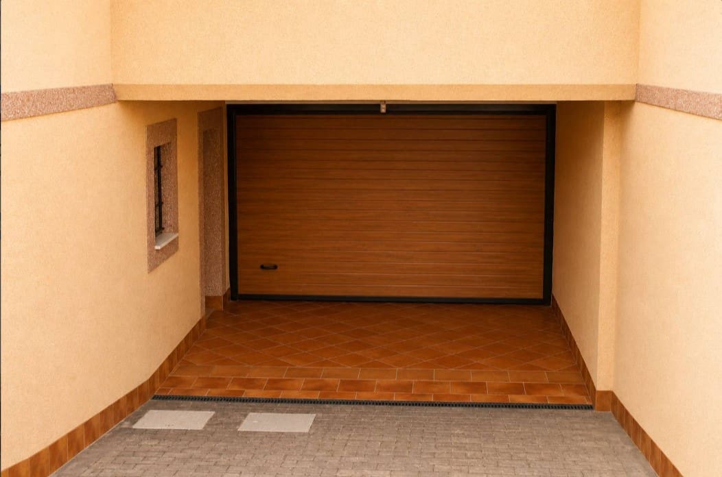 3 sypialnia Dom szeregowy na sprzedaż w Torrevieja z basenem garażem - 330 000 € (Ref: 9868378)