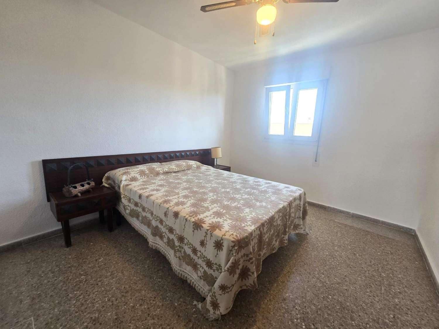 3 slaapkamer Appartement te koop in Torrevieja met zwembad garage - € 220.000 (Ref: 9896370)
