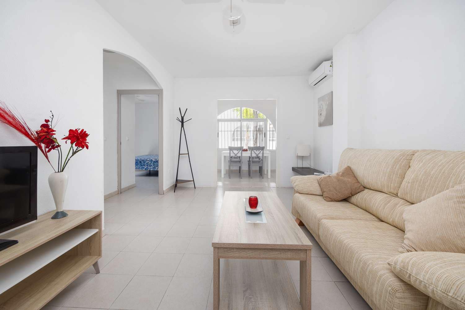 2 quarto Apartamento para venda em Torrevieja com piscina - 139 500 € (Ref: 9899217)