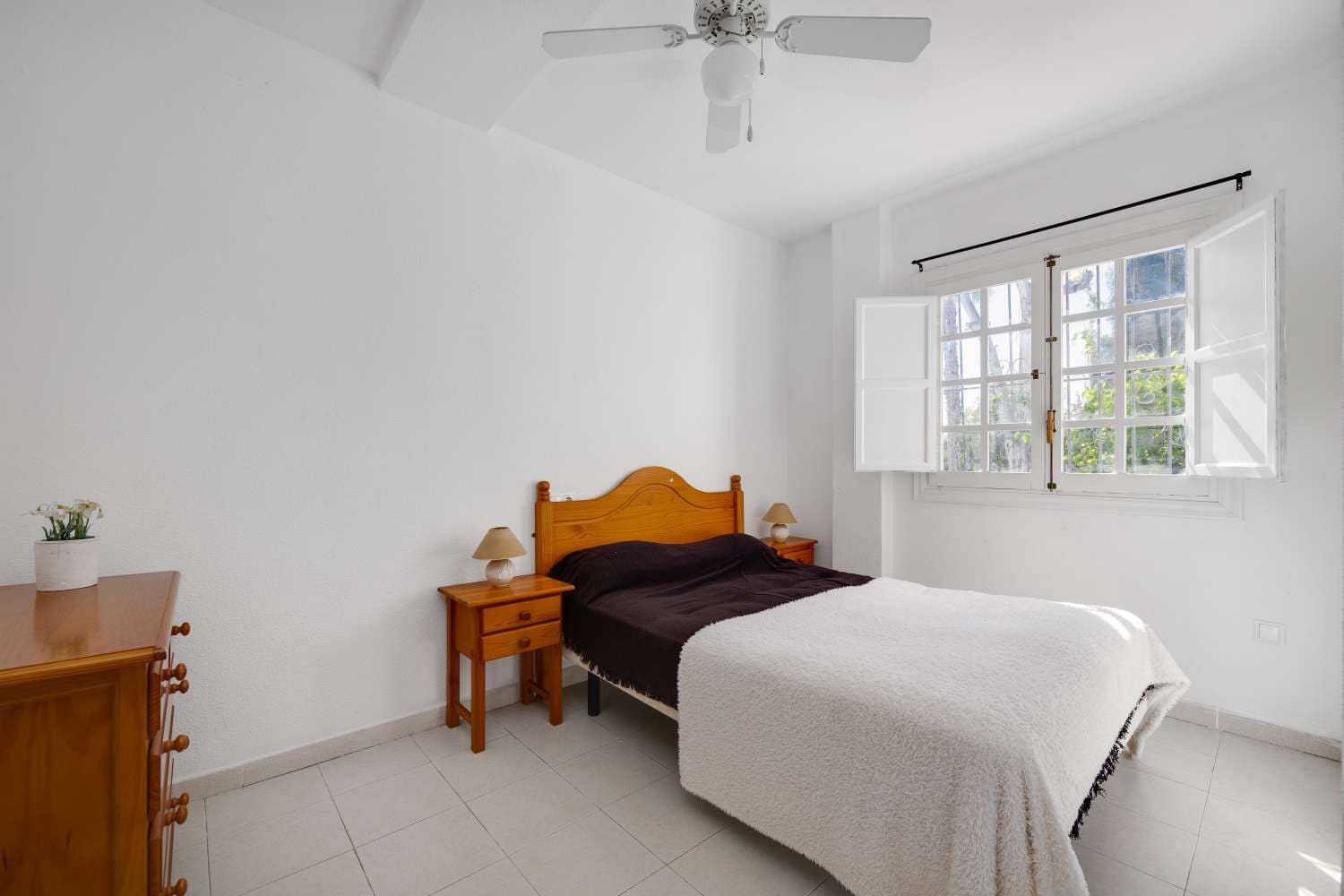 2 quarto Apartamento para venda em Torrevieja com piscina - 139 500 € (Ref: 9899217)