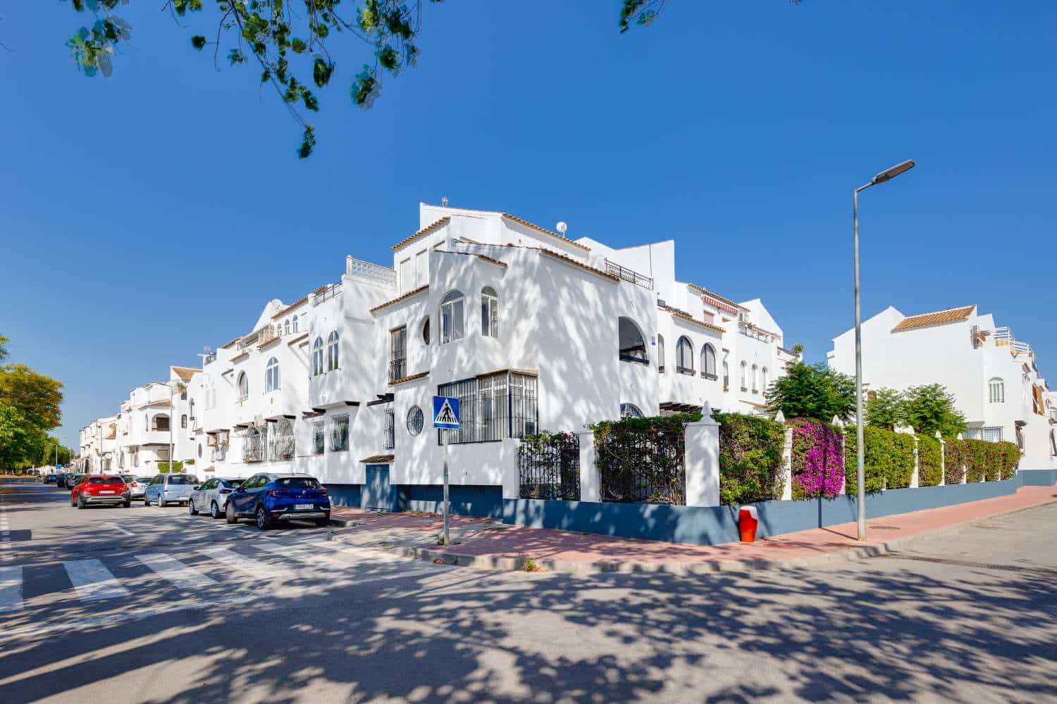 2 quarto Apartamento para venda em Torrevieja com piscina - 139 500 € (Ref: 9899217)