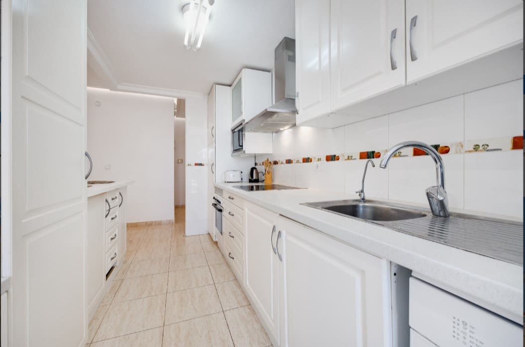 Bungalow de 3 habitaciones en Orihuela Costa en venta con piscina garaje - 339.000 € (Ref: 9903983)