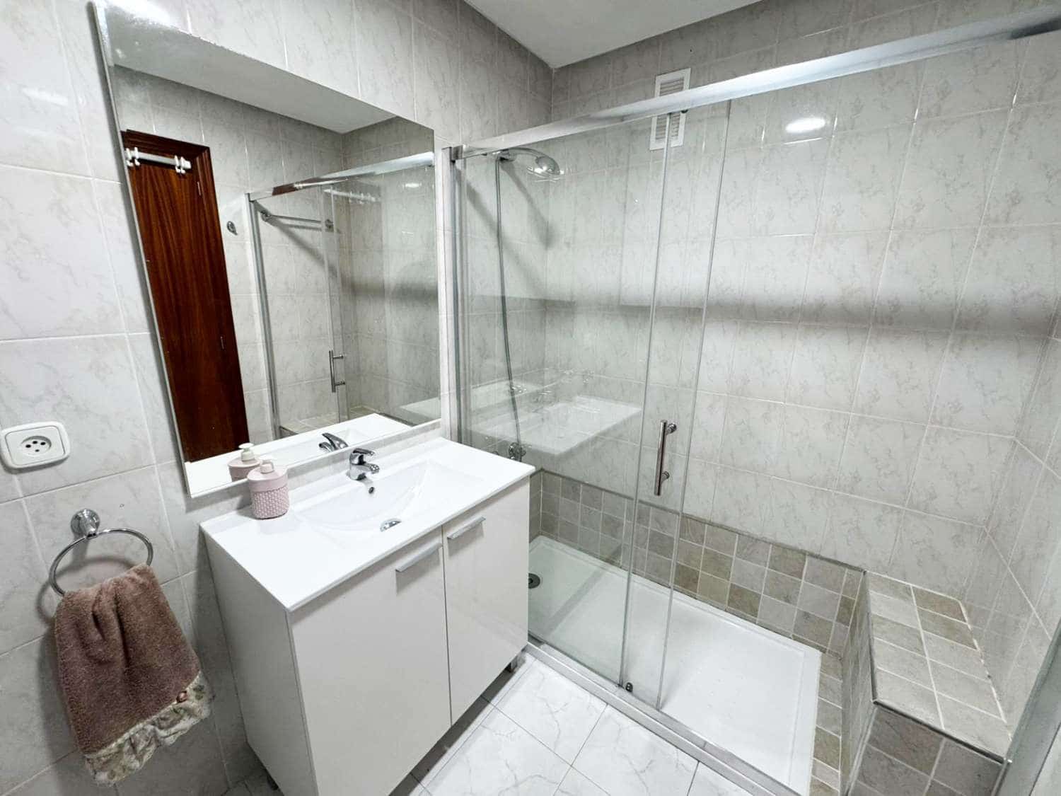 3 chambre Appartement à vendre à San Miguel de Salinas avec garage - 139 900 € (Ref: 9903985)