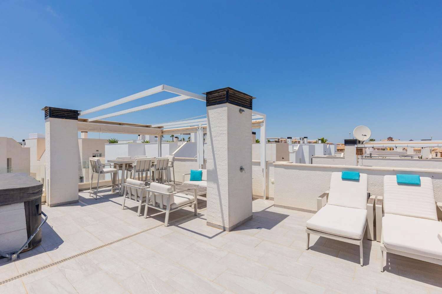 3 bedroom Terraced Villa for sale in Orihuela Costa with pool garage - € 590,000 (Ref: 9906944)