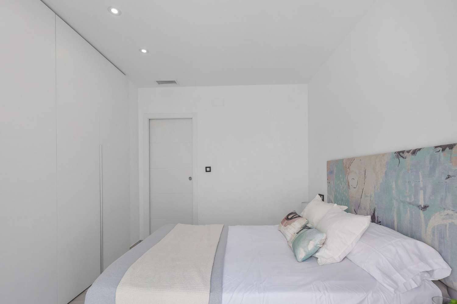 3 bedroom Terraced Villa for sale in Orihuela Costa with pool garage - € 590,000 (Ref: 9906944)