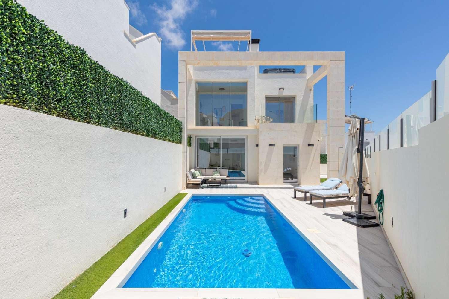 3 bedroom Terraced Villa for sale in Orihuela Costa with pool garage - € 590,000 (Ref: 9906944)