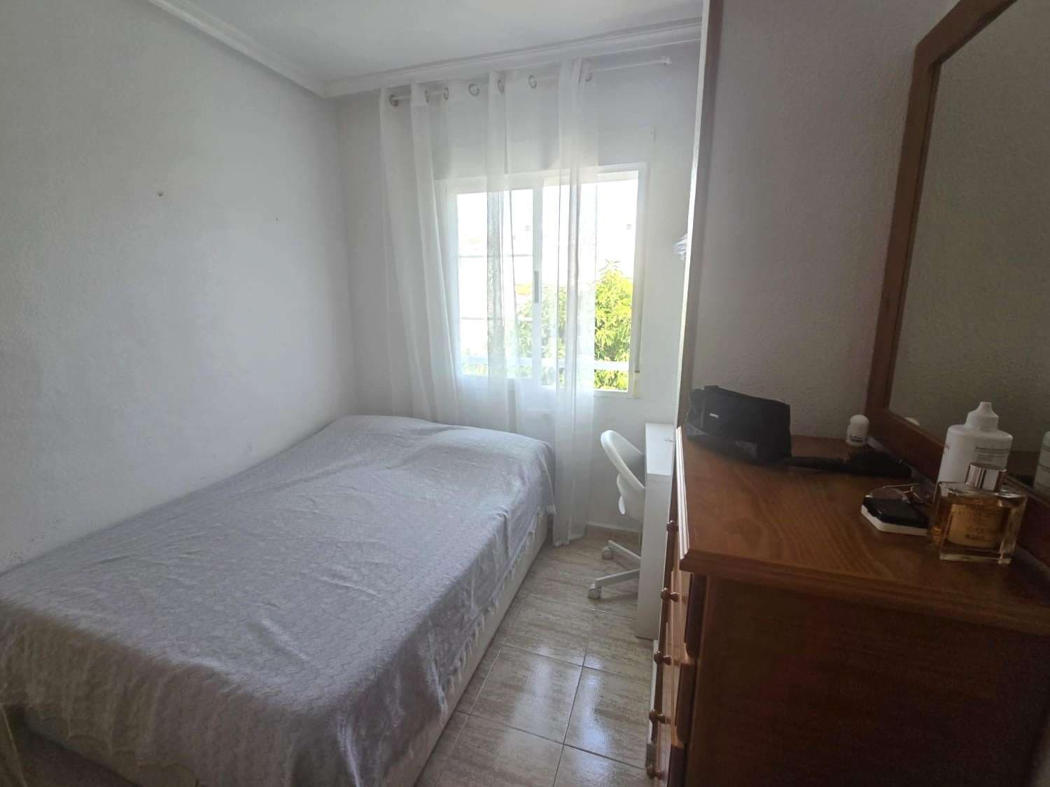 3 bedroom Apartment for sale in Torrevieja - € 195,000 (Ref: 9906945)