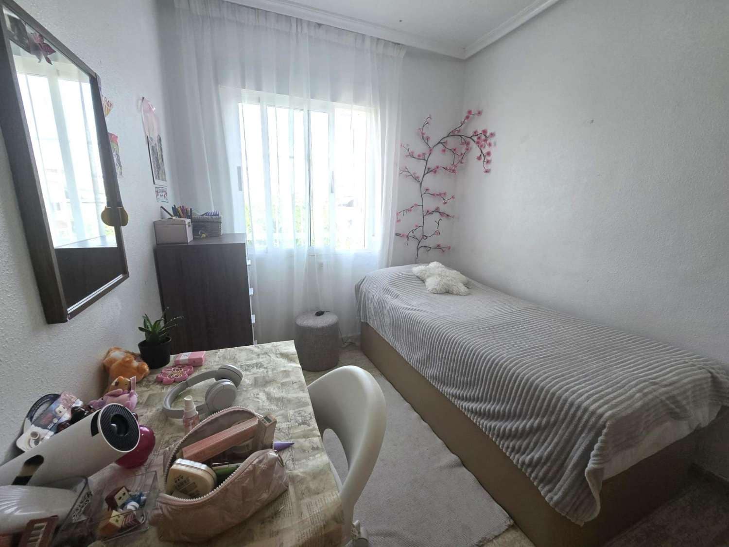 3 bedroom Apartment for sale in Torrevieja - € 195,000 (Ref: 9906945)