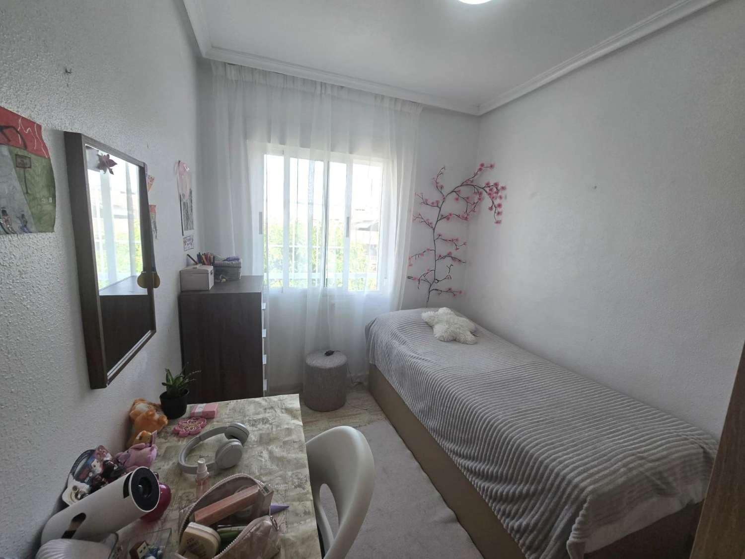 3 bedroom Apartment for sale in Torrevieja - € 195,000 (Ref: 9906945)