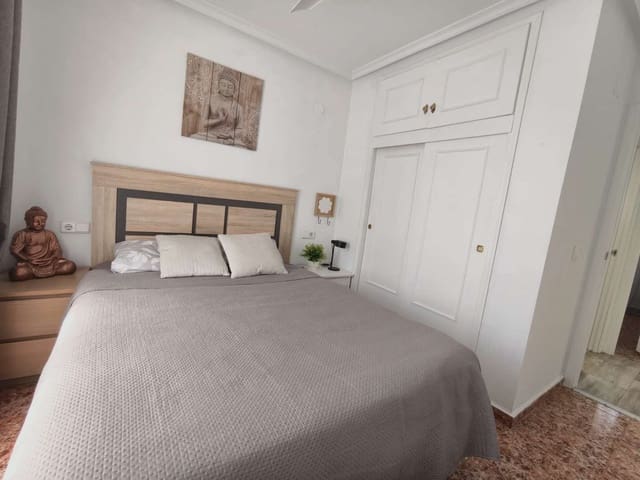 2 camera da letto Appartamento in vendita in Avenida Habaneras - Curva de Palangre, Torrevieja con piscina garage - 169.900 € (Rif: 9906947)