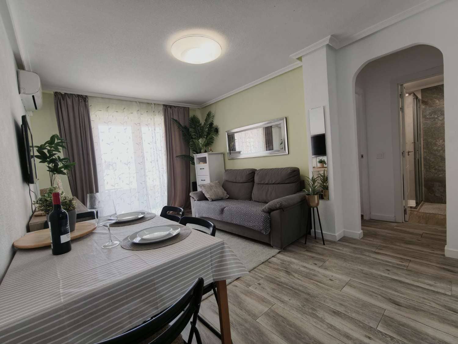 2 camera da letto Appartamento in vendita in Torrevieja con piscina garage - 169.900 € (Rif: 9906947)