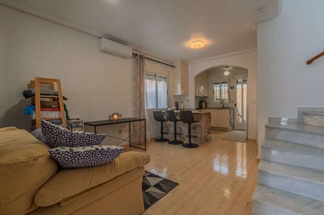 2 soveværelse Villa til salg i La Chismosa, Orihuela med swimmingpool - € 269.000 (Ref: 9910365)