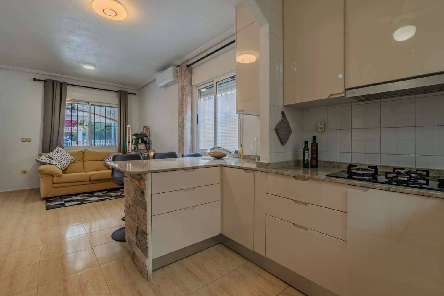 2 soveværelse Villa til salg i La Chismosa med swimmingpool - € 269.000 (Ref: 9910365)