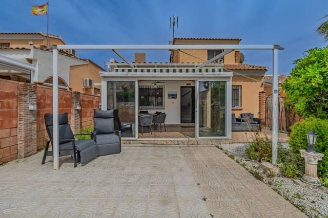2 soveværelse Villa til salg i La Chismosa, Orihuela med swimmingpool - € 269.000 (Ref: 9910365)