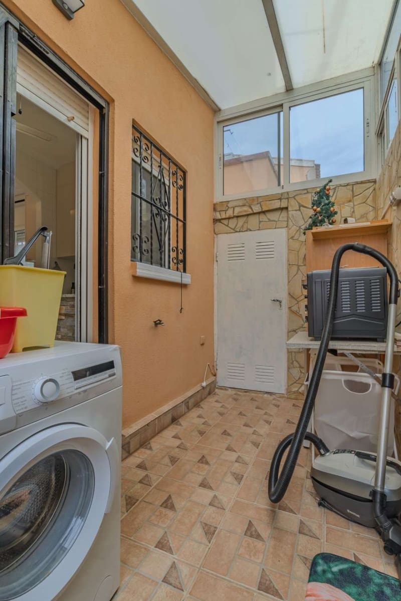 2 soveværelse Villa til salg i La Chismosa med swimmingpool - € 269.000 (Ref: 9910365)