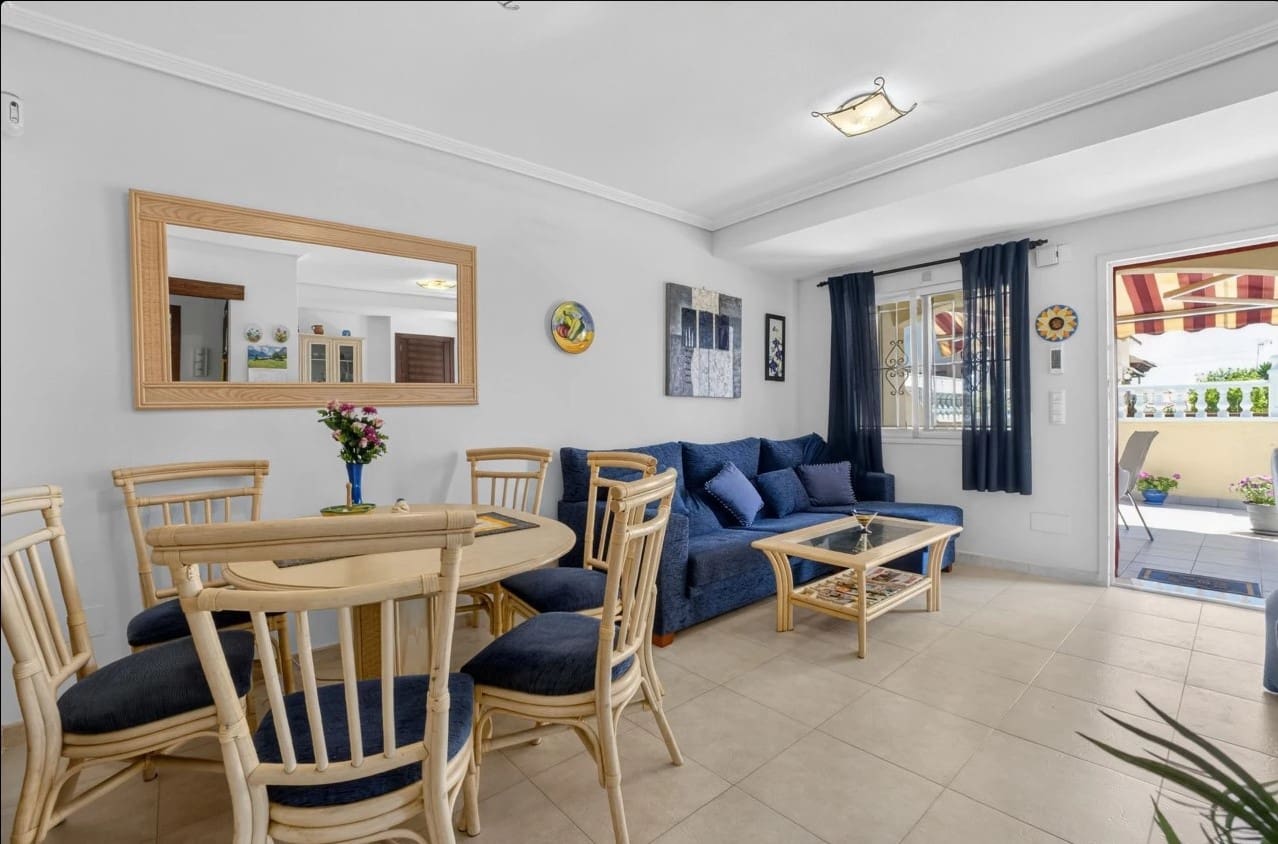 4 sypialnia Bungalow na sprzedaż w Torrevieja z basenem - 329 000 € (Ref: 9912708)