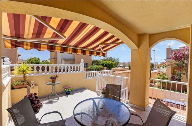 4 sypialnia Bungalow na sprzedaż w Playa de los Locos, Torrevieja z basenem - 329 000 € (Ref: 9912708)