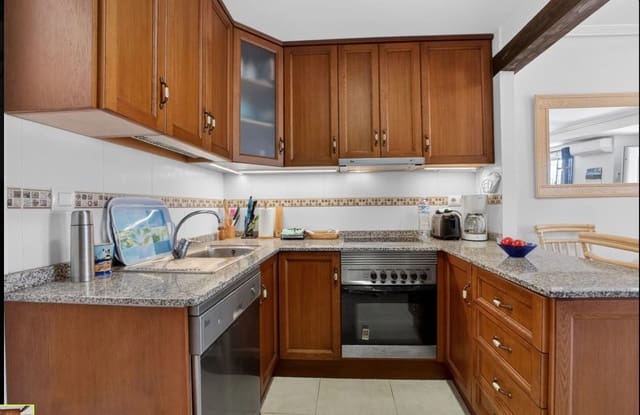 4 sypialnia Bungalow na sprzedaż w Playa de los Locos, Torrevieja z basenem - 329 000 € (Ref: 9912708)