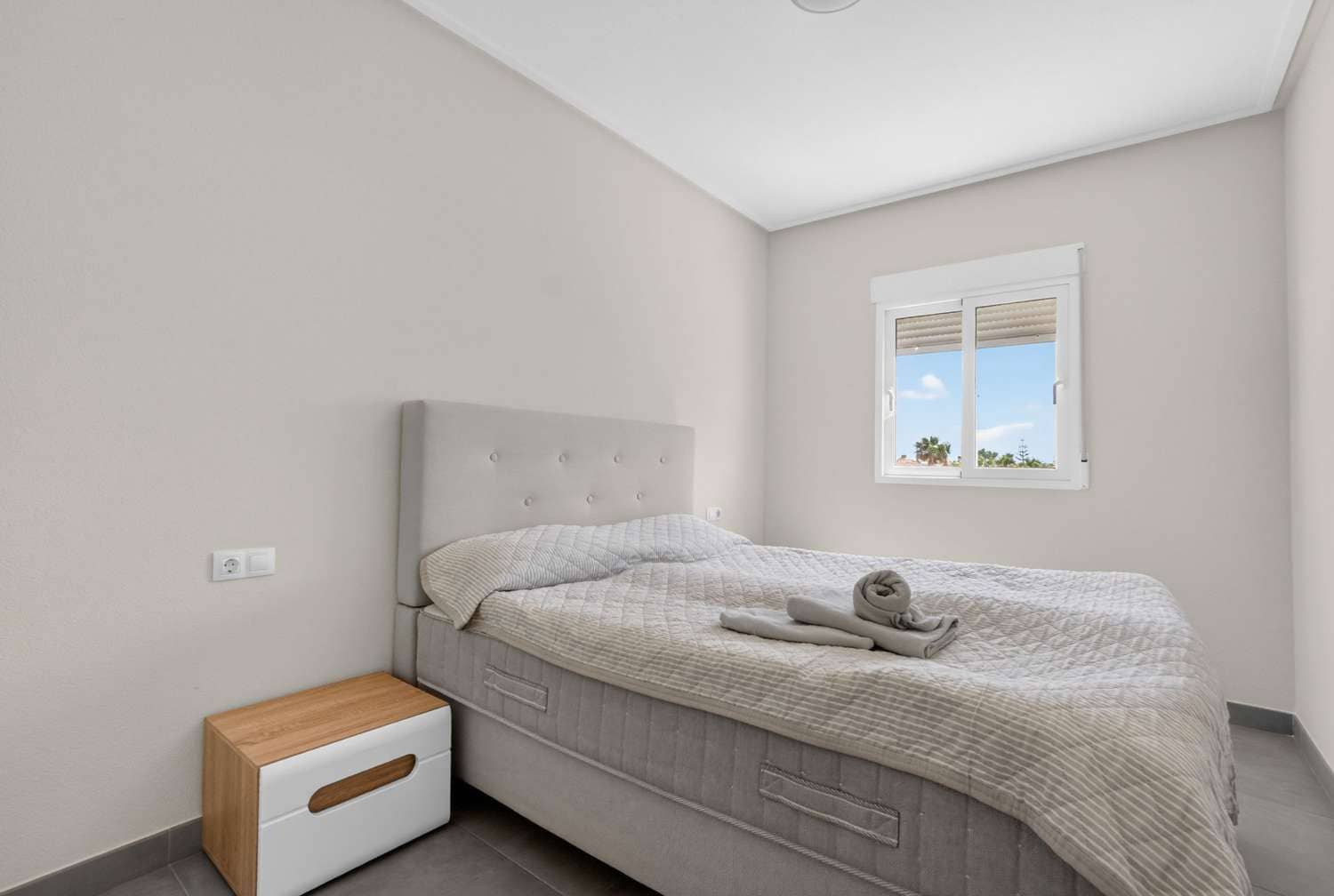 3 sovrum Radhus till salu i Orihuela Costa med pool garage - 342 000 € (Ref: 9920039)