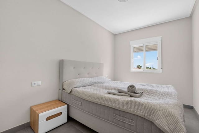 3 sovrum Radhus till salu i Lomas de Cabo Roig - Los Dolses, Orihuela med pool garage - 342 000 € (Ref: 9920039)