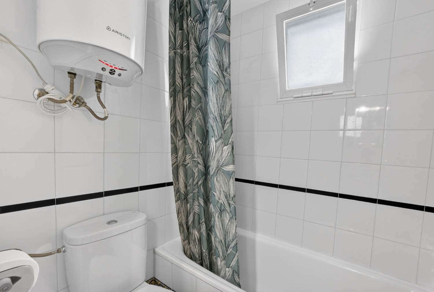 3 slaapkamer Appartement te koop in Torrevieja met zwembad - € 194.000 (Ref: 9921858)