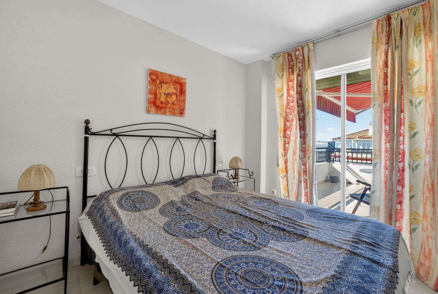 3 slaapkamer Appartement te koop in Torrevieja met zwembad - € 194.000 (Ref: 9921858)