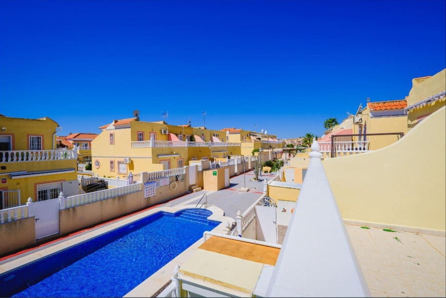 3 bedroom Bungalow for sale in Filipinas with pool - € 239,900 (Ref: 9921860)
