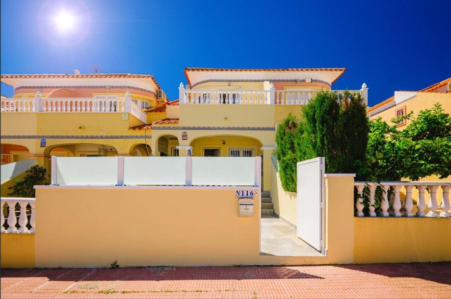 3 bedroom Bungalow for sale in Filipinas with pool - € 239,900 (Ref: 9921860)