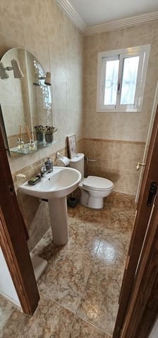 Piso de 2 habitaciones en Punta Prima, Orihuela en venta con piscina - 229.500 € (Ref: 9933694)