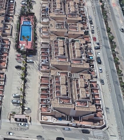 Piso de 2 habitaciones en Punta Prima, Orihuela en venta con piscina - 229.500 € (Ref: 9933694)