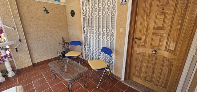 Piso de 2 habitaciones en Punta Prima, Orihuela en venta con piscina - 229.500 € (Ref: 9933694)