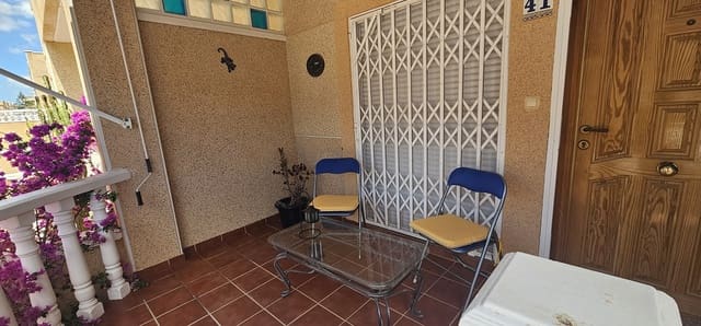 Piso de 2 habitaciones en Punta Prima, Orihuela en venta con piscina - 229.500 € (Ref: 9933694)