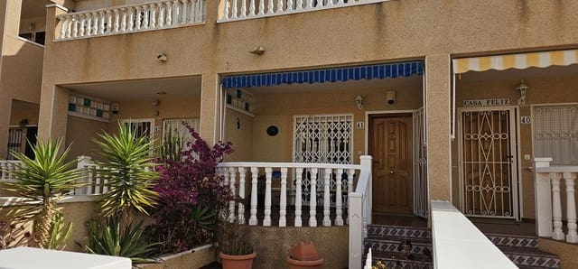2 bedroom Flat for sale in Punta Prima, Orihuela with pool - € 225,000 (Ref: 9933694)