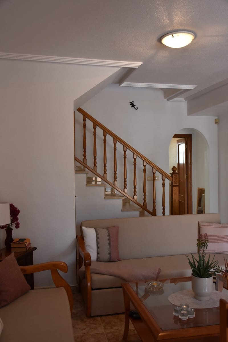 2 makuuhuone Asunto myytävänä paikassa Orihuela Costa mukana uima-altaan - 210 000 € (Ref: 9933694)