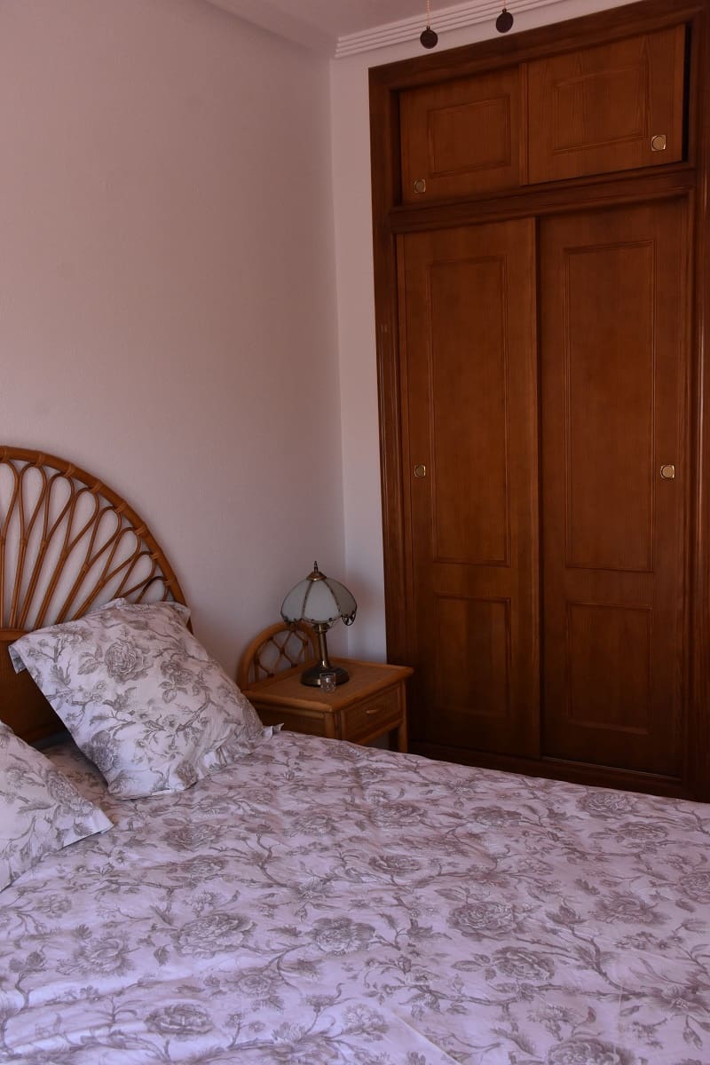 2 makuuhuone Asunto myytävänä paikassa Orihuela Costa mukana uima-altaan - 210 000 € (Ref: 9933694)