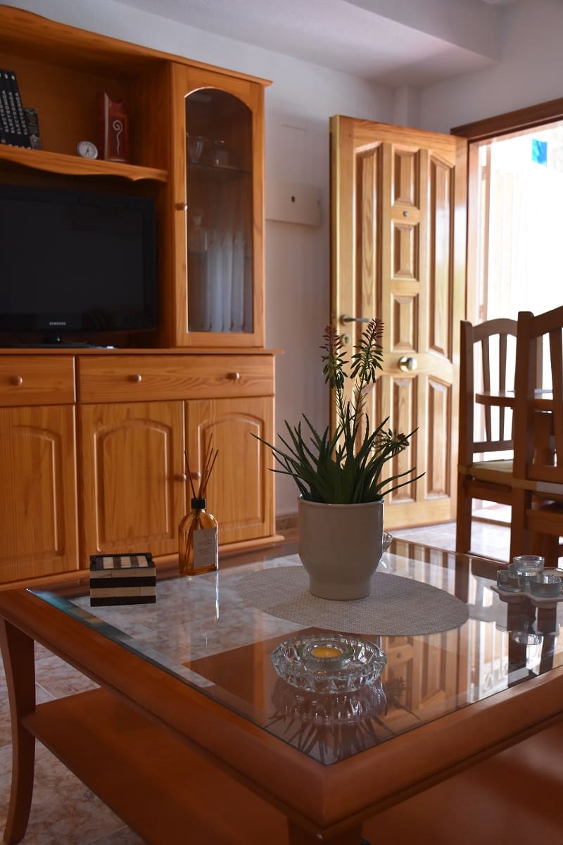 2 makuuhuone Asunto myytävänä paikassa Orihuela Costa mukana uima-altaan - 210 000 € (Ref: 9933694)