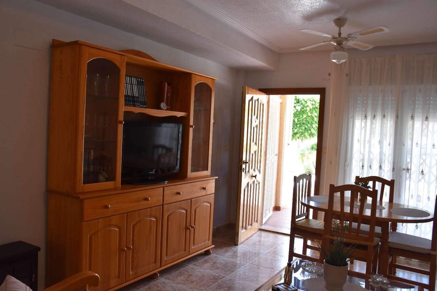 2 makuuhuone Asunto myytävänä paikassa Orihuela Costa mukana uima-altaan - 210 000 € (Ref: 9933694)