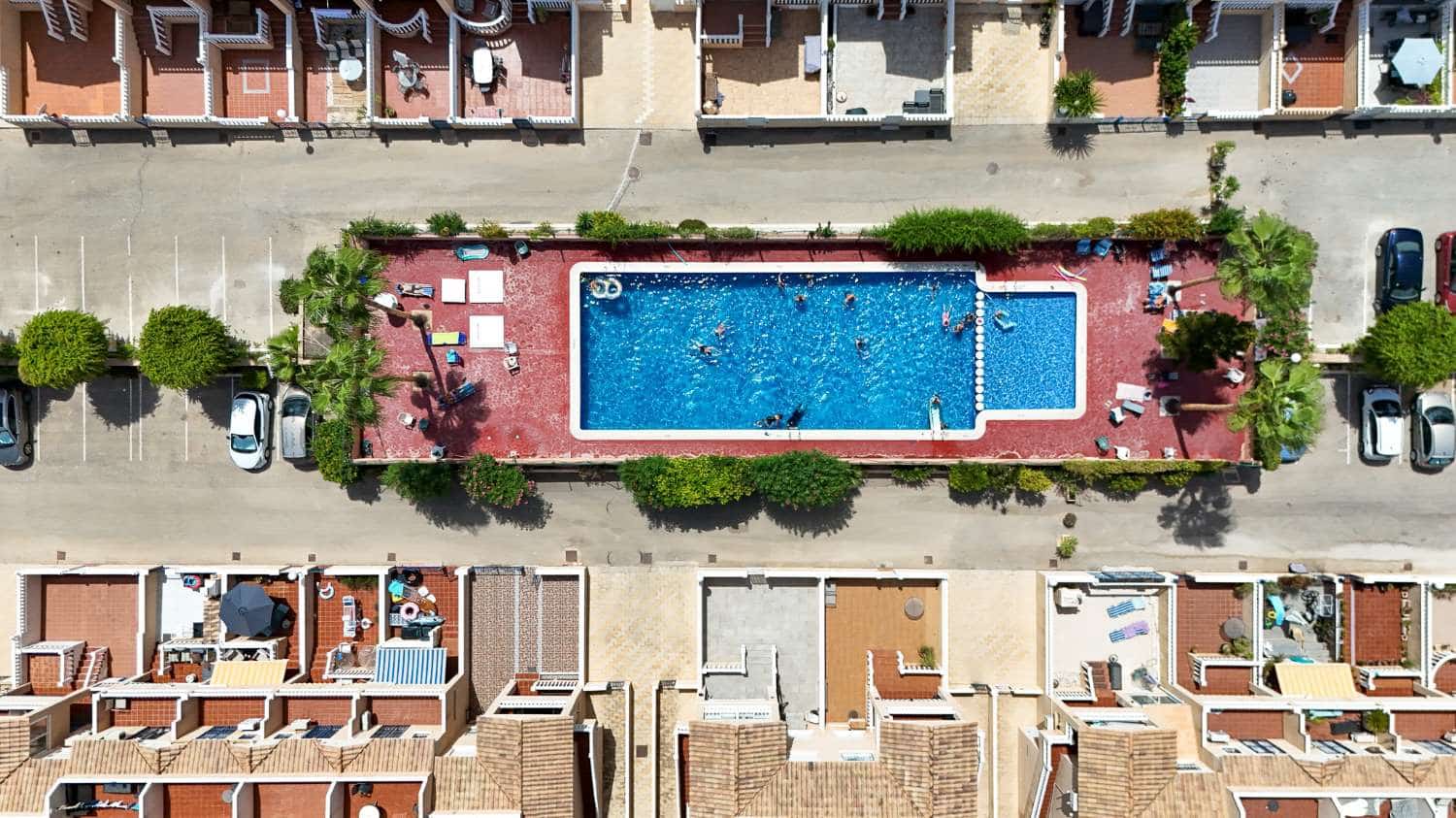 2 soveværelse Lejlighed til salg i Orihuela Costa med swimmingpool - € 199.500 (Ref: 9933694)