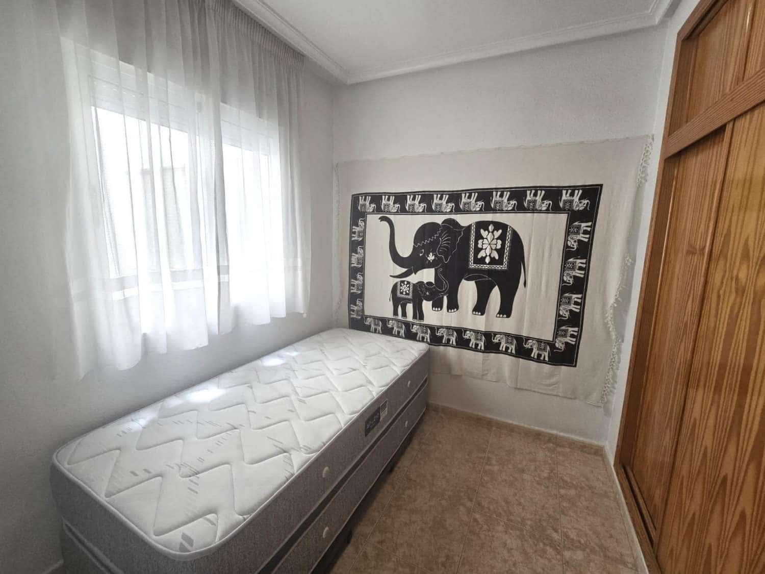 2 bedroom Apartment for sale in Torrevieja with pool garage - € 145,000 (Ref: 9939519)