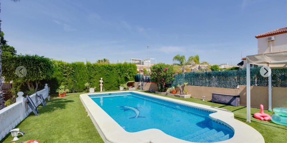 3 bedroom Villa for sale in San Fulgencio with pool garage - € 399,000 (Ref: 9959349)