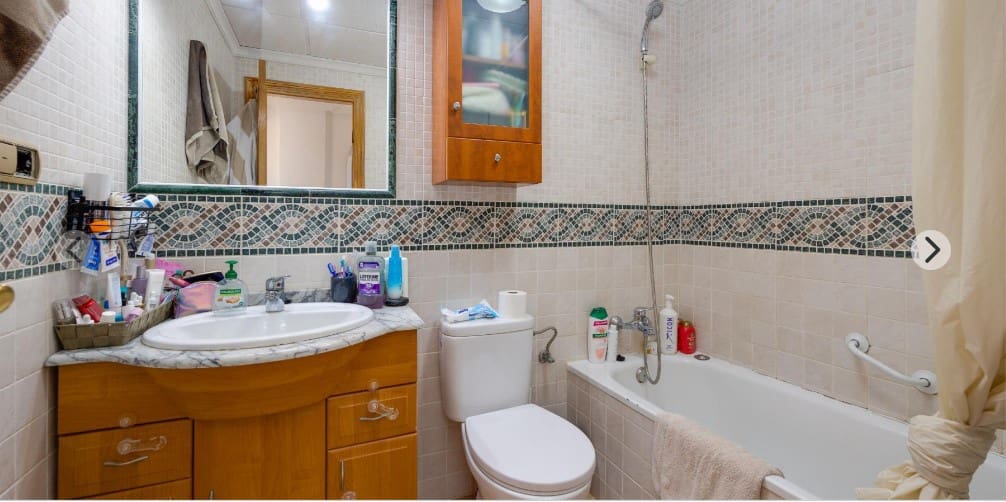 3 bedroom Villa for sale in San Fulgencio with pool garage - € 399,000 (Ref: 9959349)