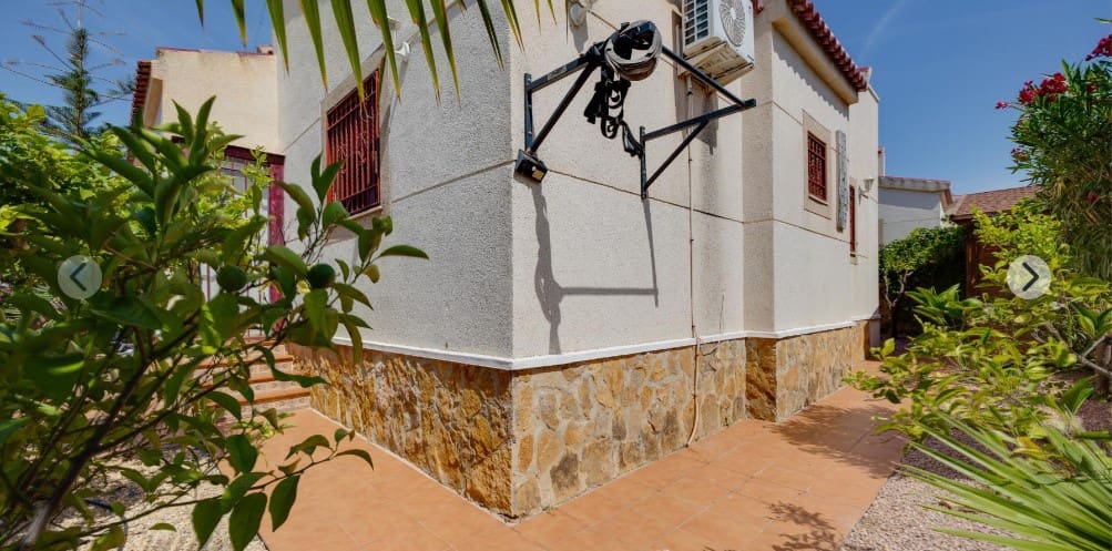 3 bedroom Villa for sale in San Fulgencio with pool garage - € 399,000 (Ref: 9959349)