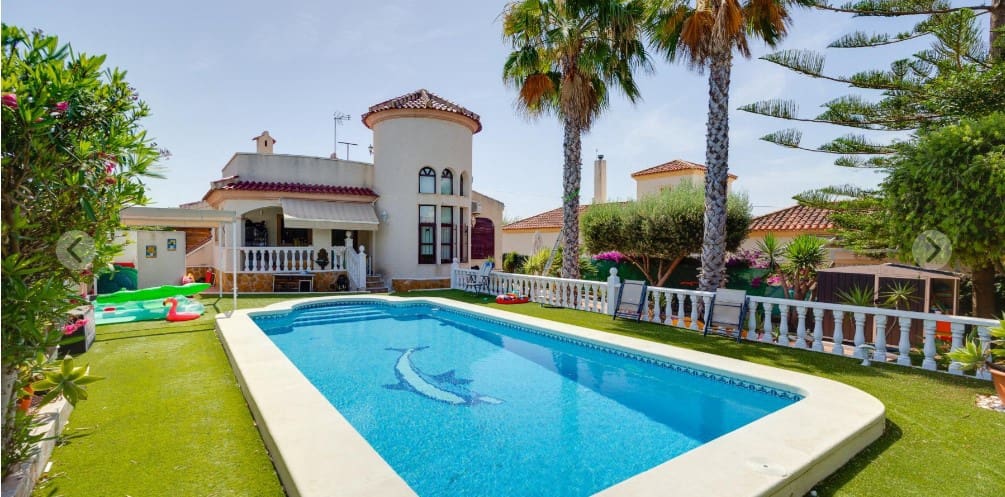 3 bedroom Villa for sale in San Fulgencio with pool garage - € 399,000 (Ref: 9959349)