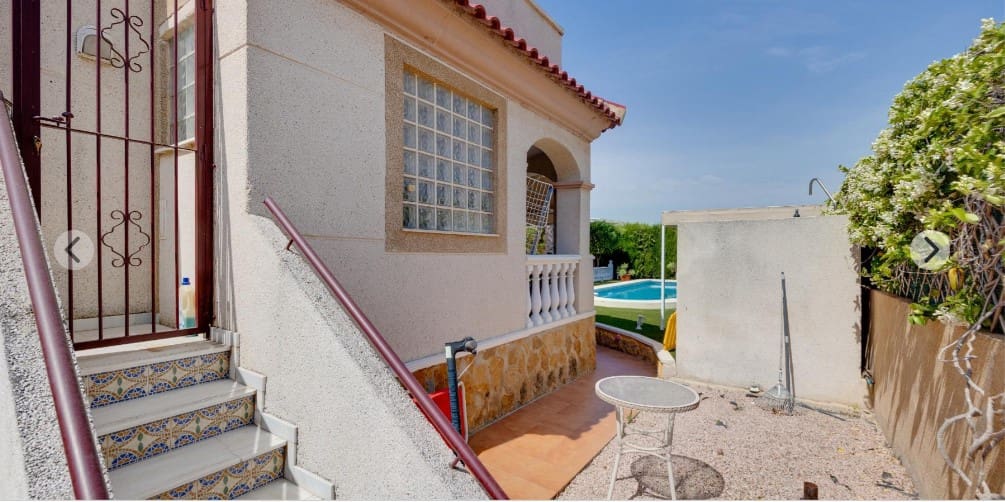 3 bedroom Villa for sale in San Fulgencio with pool garage - € 399,000 (Ref: 9959349)