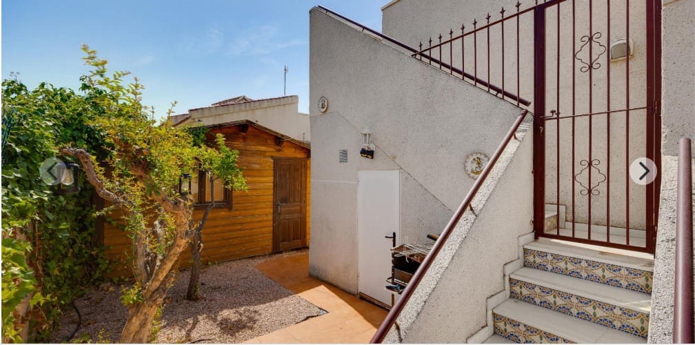 3 bedroom Villa for sale in San Fulgencio with pool garage - € 399,000 (Ref: 9959349)