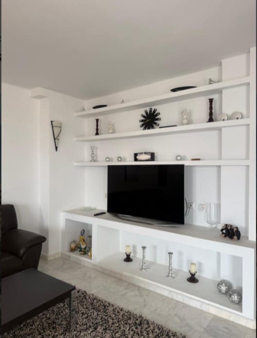 Apartamento de 4 habitaciones en Torrevieja en venta con piscina garaje - 495.000 € (Ref: 9969347)