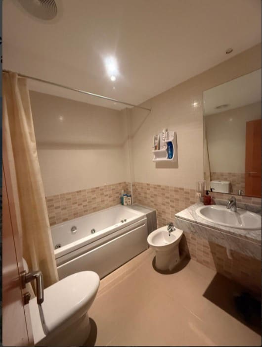 Apartamento de 4 habitaciones en Torrevieja en venta con piscina garaje - 495.000 € (Ref: 9969347)