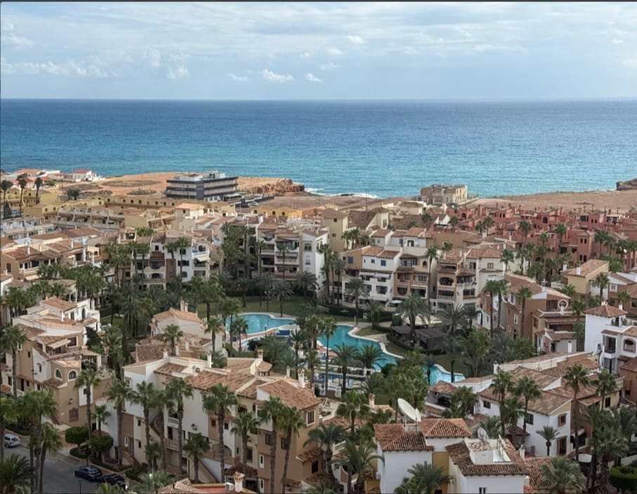 Apartamento de 4 habitaciones en Torrevieja en venta con piscina garaje - 495.000 € (Ref: 9969347)